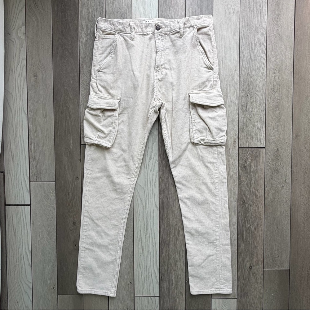 Pacsun Cream Slim Taper Cargo Pants | Size: 34x32